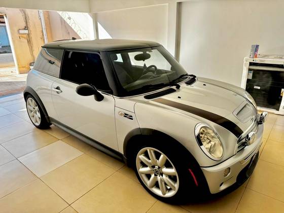 MINI COOPER 1.6 S 16V TURBO GASOLINA 2P MANUAL MINI COOPER 1.6 S 16V TURBO GASOLINA 2P MANUAL